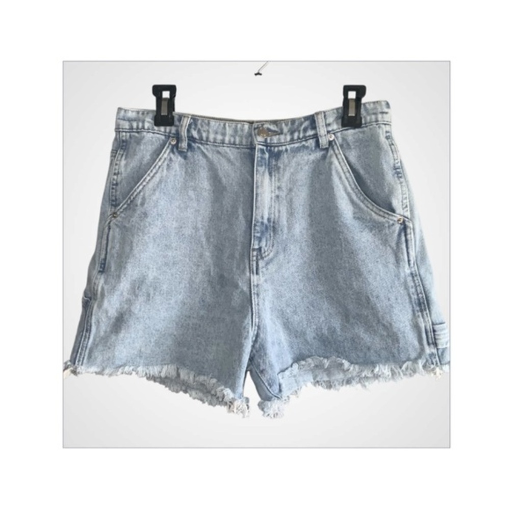 Simple Society Light Wash Blue Jean Shorts High Waist Frayed Hem Relaxed Fit 11